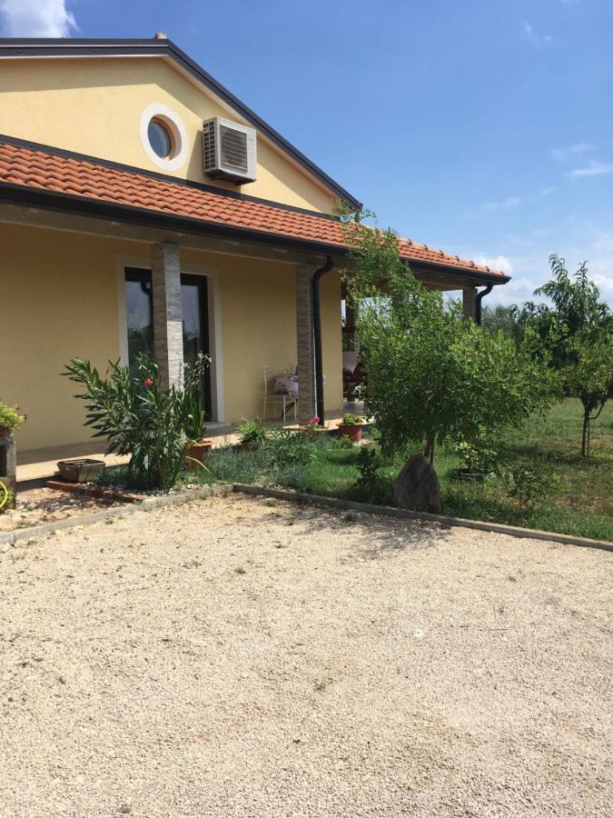 Holiday House Emc Umag Exterior photo